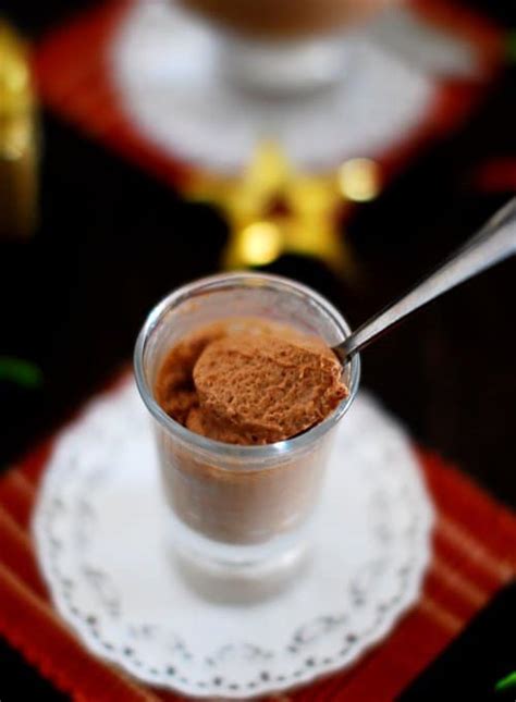 no-bake-eggless-chocolate-souffle-mariasmenu image