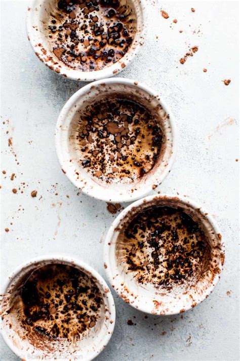 how-to-make-chocolate-lava-cakes image
