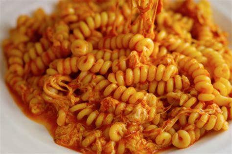 cheesy-pasta-recipe-fusilli-al-telefono-kitchn image