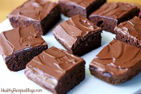 easy-keto-chocolate-cake-healthy-recipes-blog image
