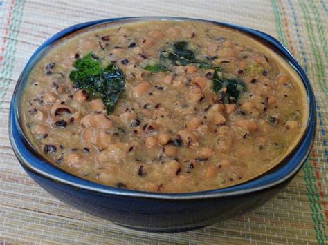 black-eyed-peas-curry-with-coconut-spice-up-the-curry image