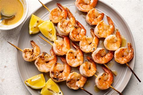 grilled-shrimp-with-garlic-butter-dipping-sauce image