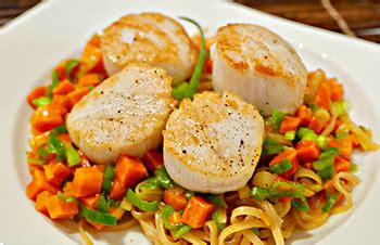 seared-scallops-with-pad-thai-style-noodles-dr image