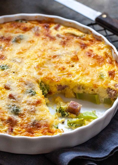 cheesy-crustless-quiche-with-broccoli-and-ham image
