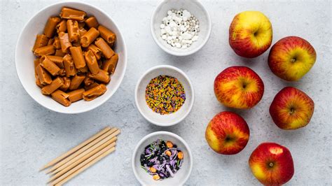 halloween-caramel-apples-recipe-mashed image