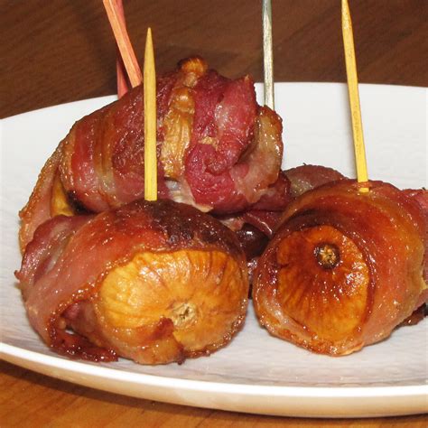 bacon-wrapped-figs-glutenfreedomprojectcom image