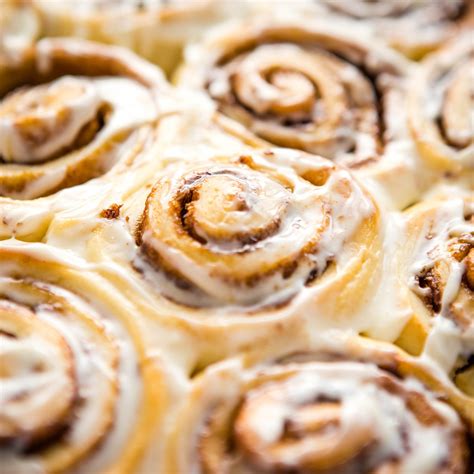 quick-and-easy-cinnamon-rolls-ready-in-one-hour image