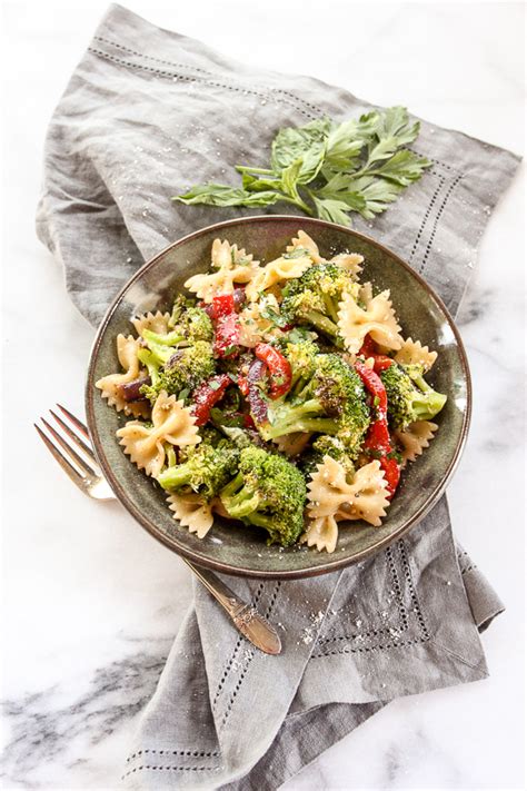 roasted-broccoli-summer-pasta-salad-lisas image