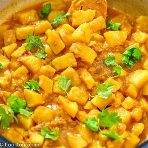 potato-curry-recipe-cooktoria image