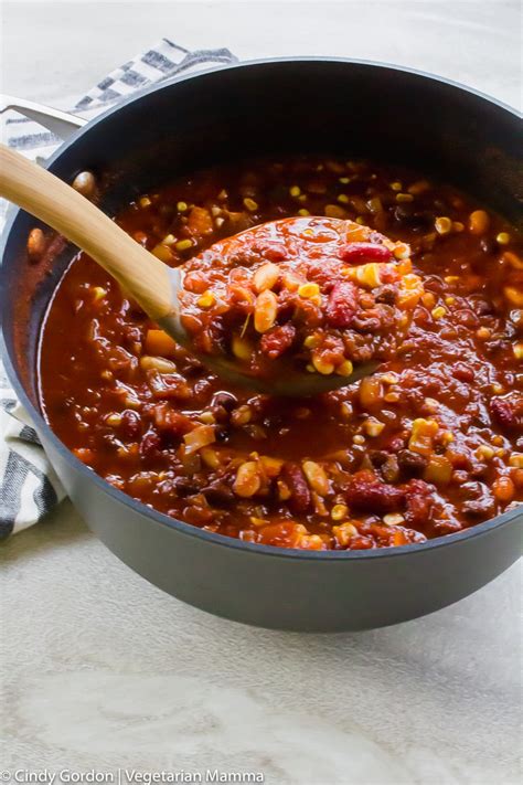 sweet-vegetarian-chili-with-peppers-and-corn image