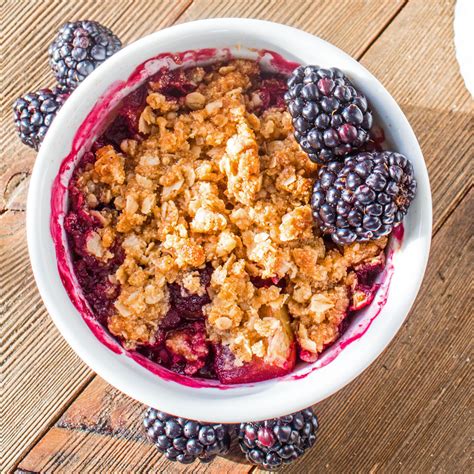 apple-blackberry-crumble-bake-it-with-love image