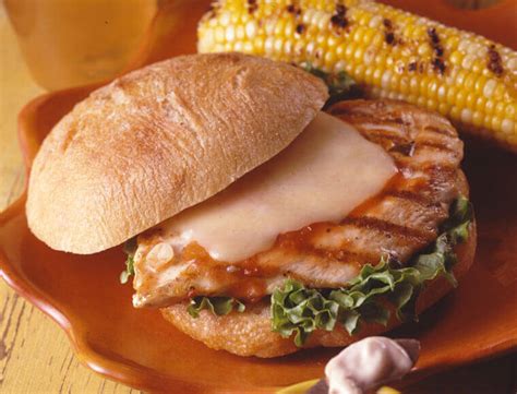 southwestern-grilled-chicken-sandwiches image