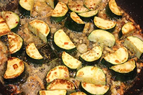 zucchini-with-buttered-breadcrumbs-homemade image