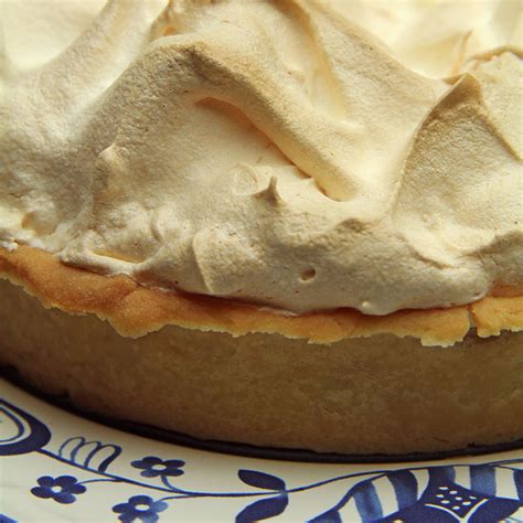 apple-meringue-pie-recipe-the-artisan-food-trail image