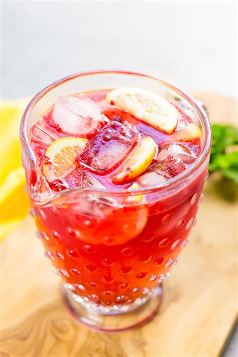 sparkling-raspberry-lemonade-recipe-sugar-and-soul image