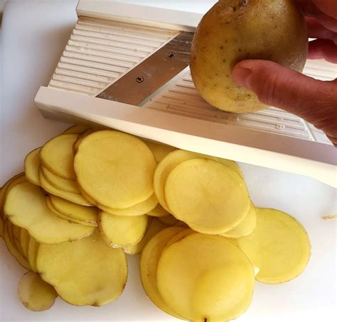 cheese-herb-potato-gratin-side-dish-shockingly image