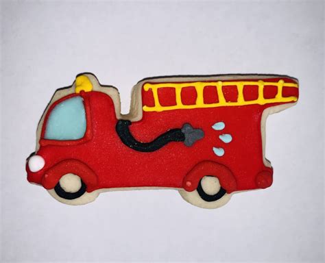 fire-truck-cookies-hayley-cakes-and-cookies image