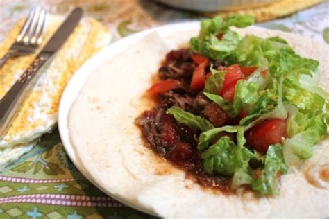 how-to-make-mexican-braised-beef-in-a-slow-cooker image