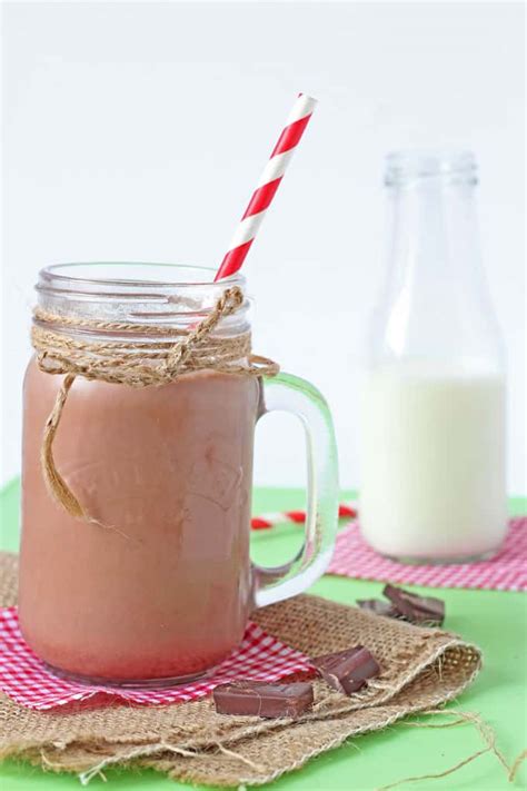 chocolate-milk-ice-cubes-my-fussy-eater-easy image