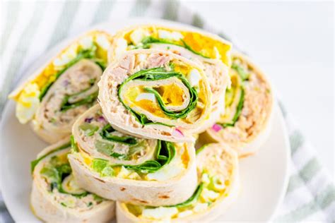 tuna-egg-salad-roll-ups-kitchen-divas image