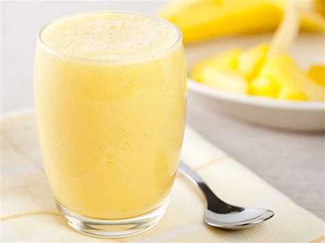 pineapple-shake-recipe-zesty-tropical-milkshake-with image