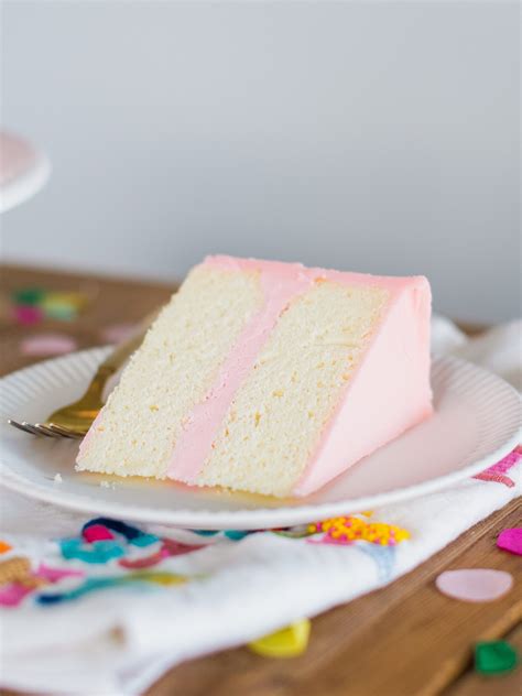 light-and-fluffy-sugar-free-vanilla-cake-that-cake image