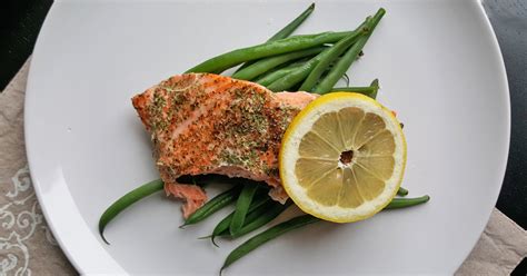 easy-baked-salmon-with-green-beans-further-food image