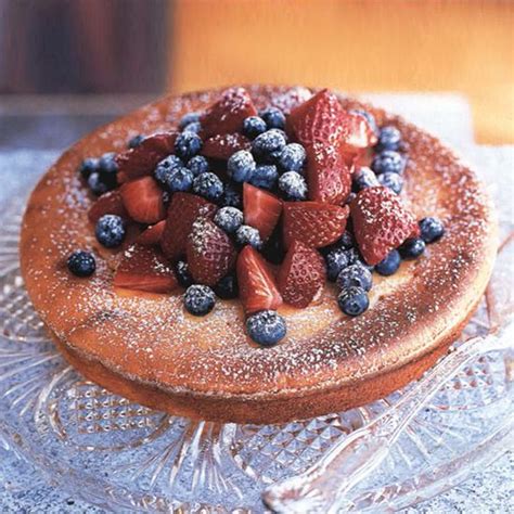 goat-cheese-cake-with-mixed-berries-recipe-emily image
