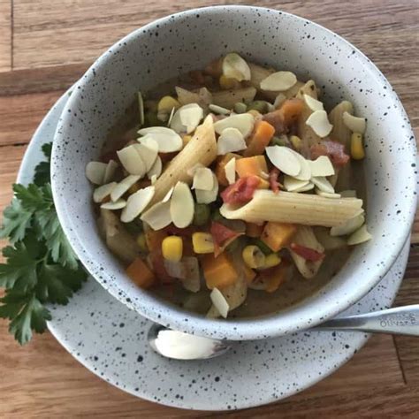 easy-vegetable-pasta-soup-vegan-and-extra-creamy image