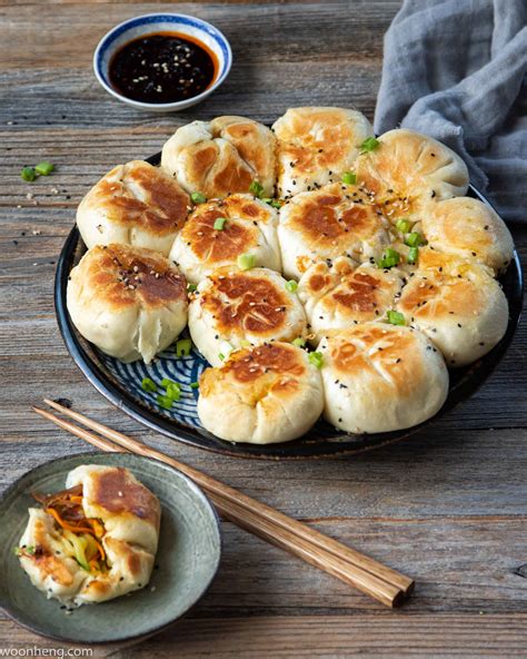 how-to-make-pan-fried-steamed-buns-sheng-jian-bao image