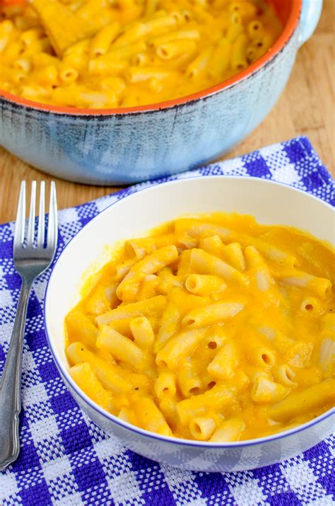 creamy-butternut-squash-mac-and-cheese-slimming-eats image