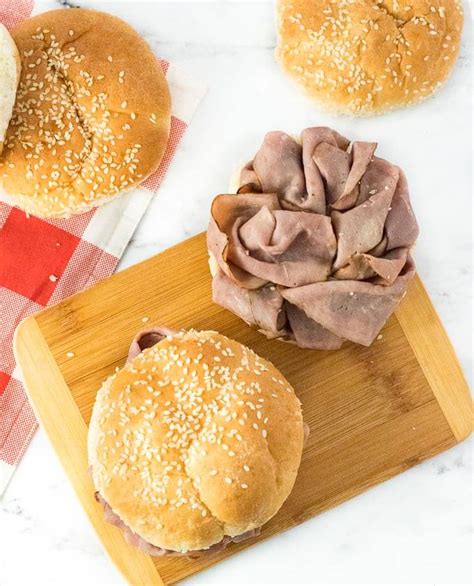 how-to-make-arbys-roast-beef-sandwich-fox-valley image