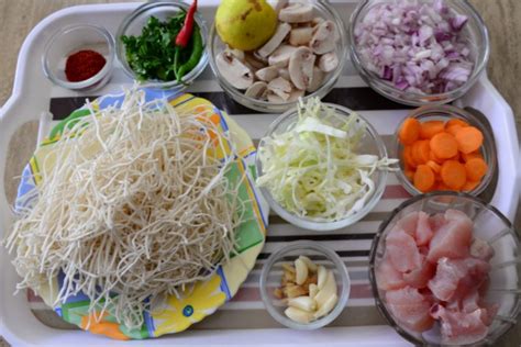 how-to-make-thukpa-recipe-ingredients-methods-and image
