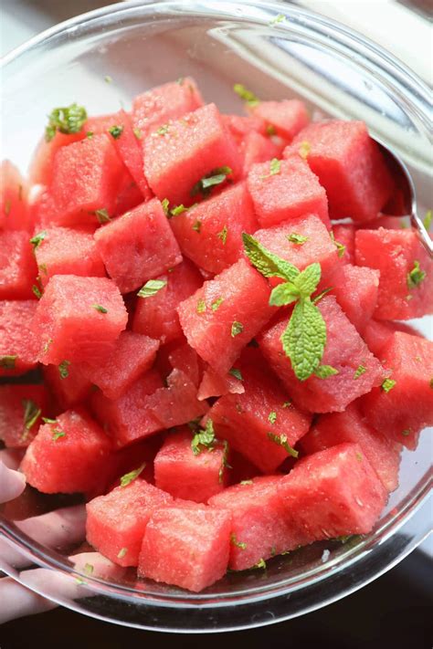 amazing-watermelon-mint-salad-laurens-latest image