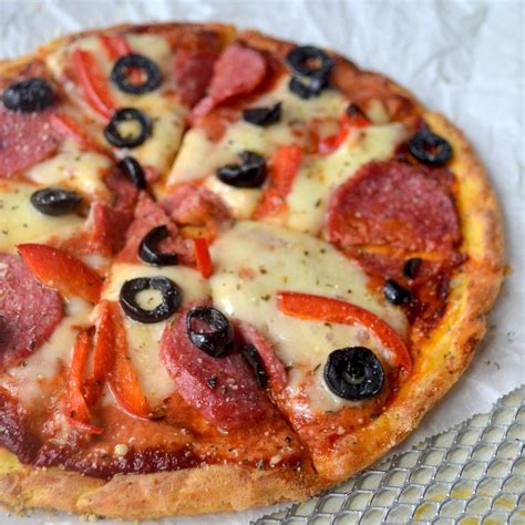 keto-flourless-pizza-crust-tastylicious image