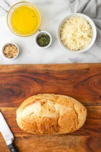 cheesy-garlic-pull-apart-bread-oven-or-air-fryer image