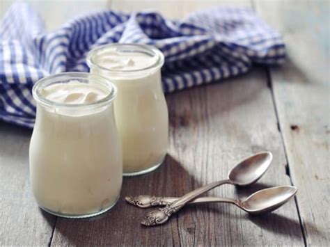 vanilla-yogurt-nutrition-facts-eat-this-much image