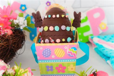 breakable-chocolate-egg-recipe-with-hidden-easter image