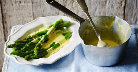 10-best-hollandaise-sauce-without-egg-yolks image