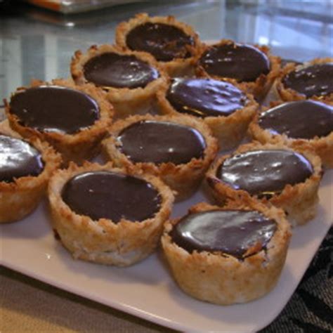 mini-coconut-chocolate-tarts-bigovencom image