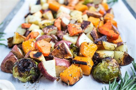 herb-garlic-roasted-vegetables-quick-and-easy-side image