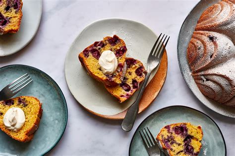 easy-fresh-blueberry-cake-recipe-using-cake-mix-the image