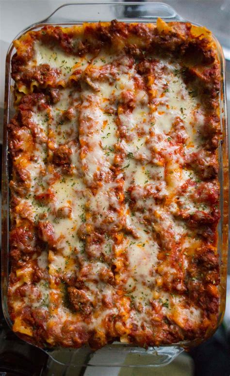 literally-the-best-lasagna-recipe-laurens-latest image