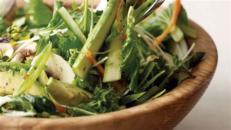 10-vegetable-salad-with-lemon-vinaigrette image