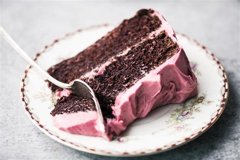 chocolate-cake-with-cranberry-buttercream-a-show image