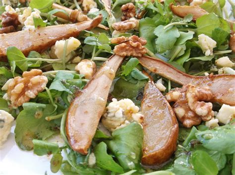 roasted-pear-stilton-and-walnut-salad-easy-peasy-foodie image
