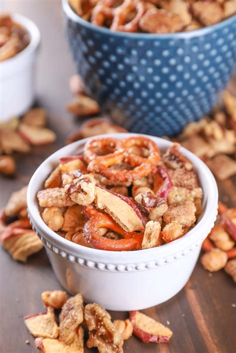 slow-cooker-caramel-apple-pie-chex-mix-a-kitchen image