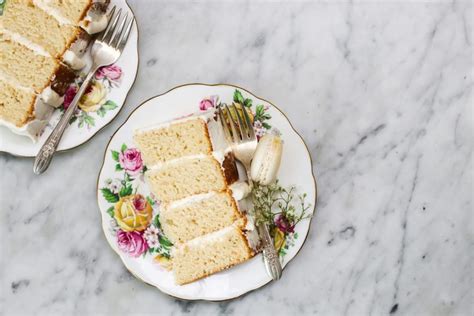 brown-butter-peach-tea-cake-with-honey-mascarpone image