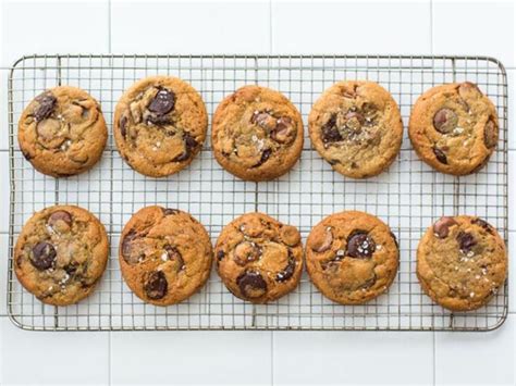 incredible-bakery-cookies-from-coast-to-coast-food image