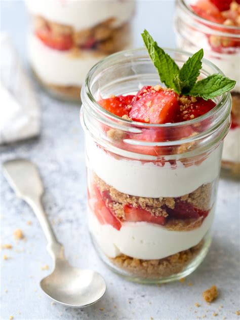 strawberry-yogurt-parfaits-with-graham-cracker-crumble image